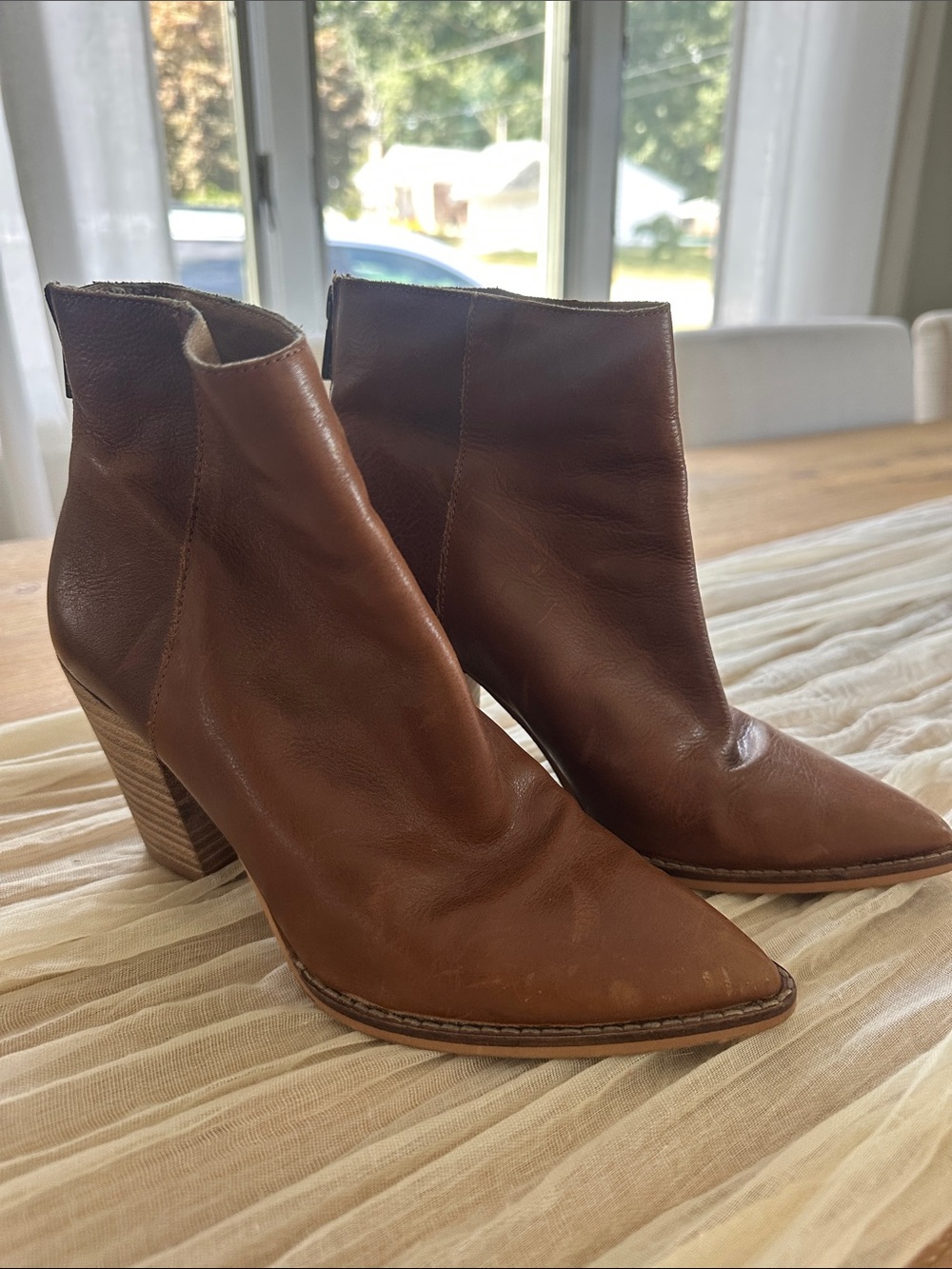Lucky Brand Cognac Leather Pointed-Toe Ankle Booties